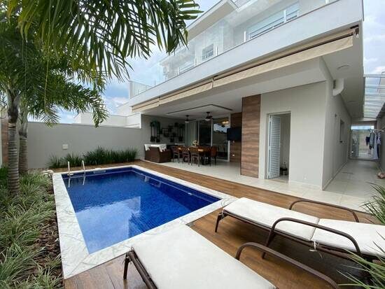 Sobrado de 250 m² no Le France