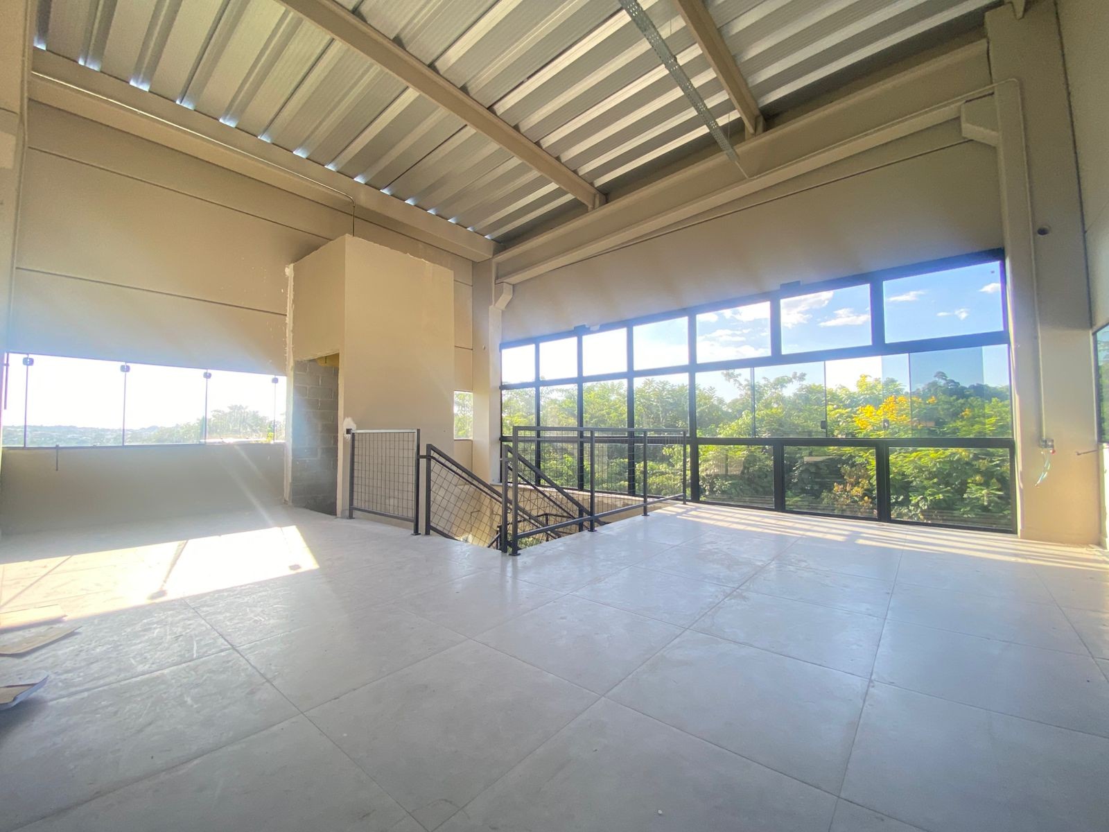 Galpão Comercial Premium no Alphaville Nova Esplanada