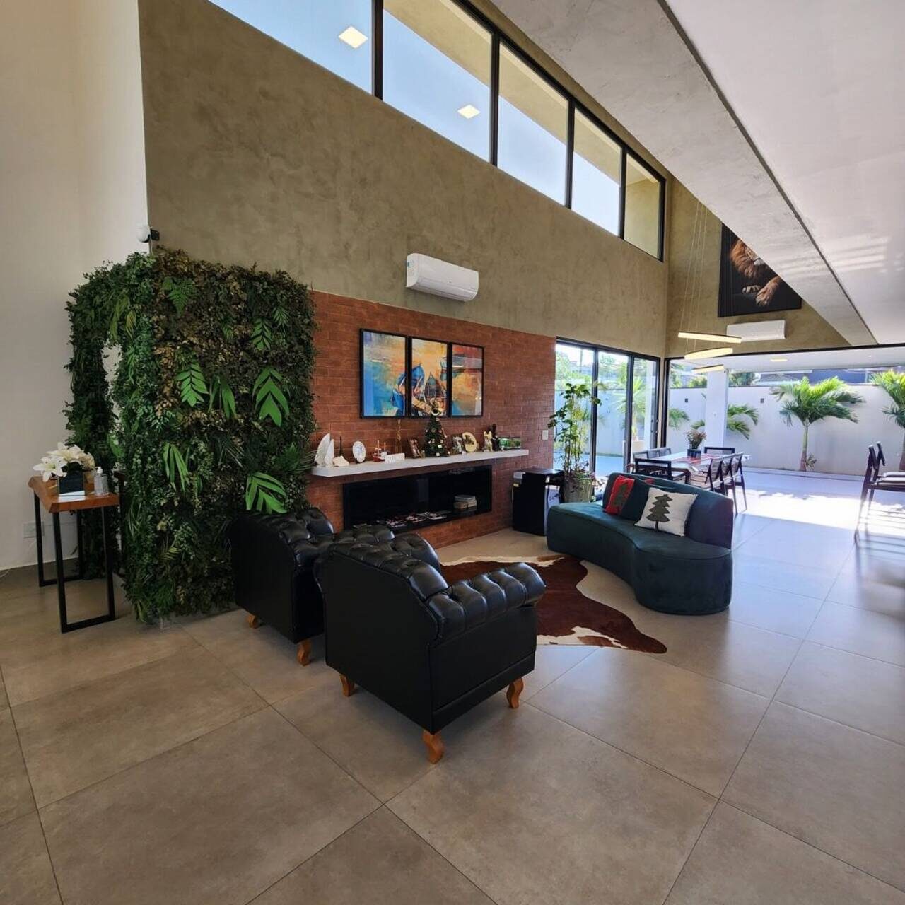 Sobrado com 4 quartos, 359 m², à venda por R$ 2.300.000 - Iporanga - Sorocaba/SP