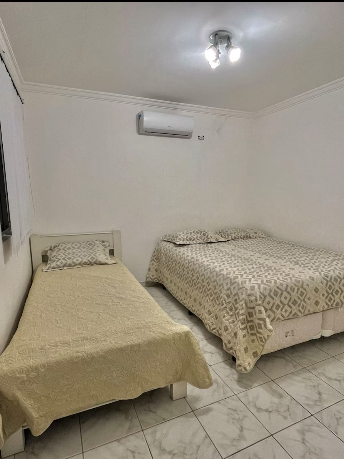 Pendthouse Sofisticado com Suíte Master, Hidromassagem e Rooftop Gourmet em Bertioga