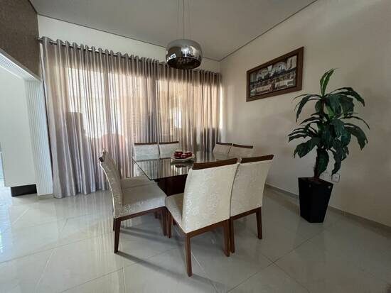 Sobrado com 3 dormitórios à venda, 300 m² por R$ 1.240.000,00 - Condomínio Via Réggio - Sorocaba/SP