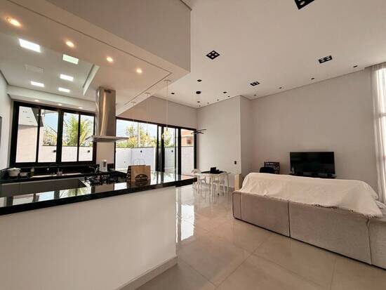 Casa com 4 quartos, 276 m², à venda por R$ 1.490.000 - Vossoroca - Votorantim/SP