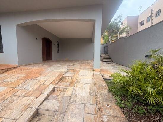 Sobrado com 3 dormitórios à venda, 280 m² por R$ 750.000,00 - Vila Trujillo - Sorocaba/SP