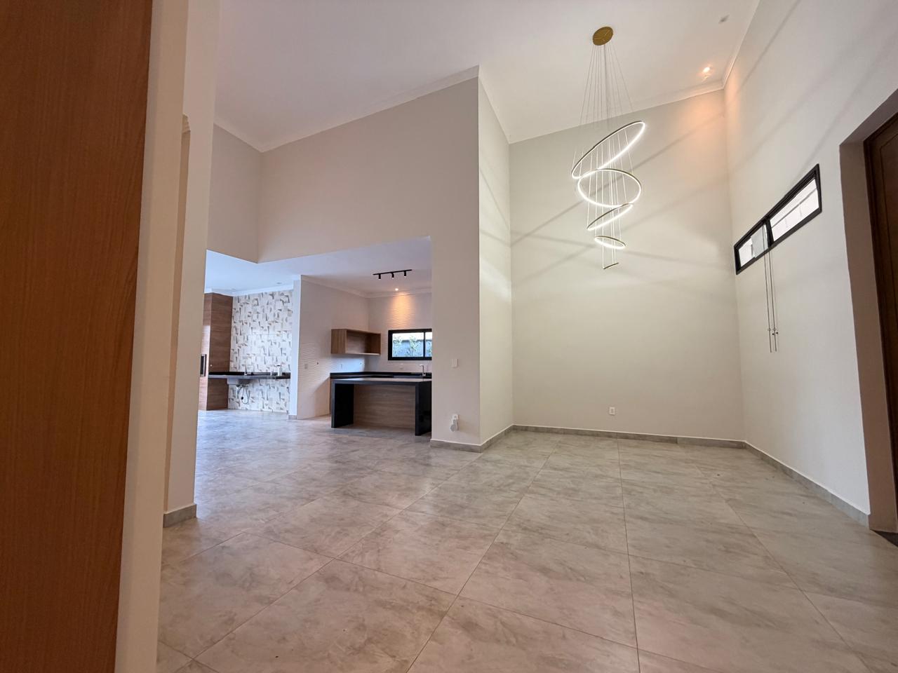 Casa de Luxo em Alphaville Nova Esplanada com Piscina Aquecida e Automação Inteligente