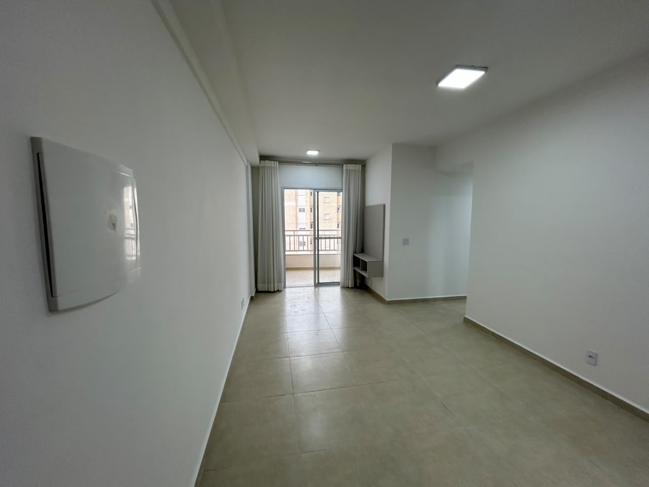Apartamento 3 Dormitórios - Barão de Iguatemi Residencial Club