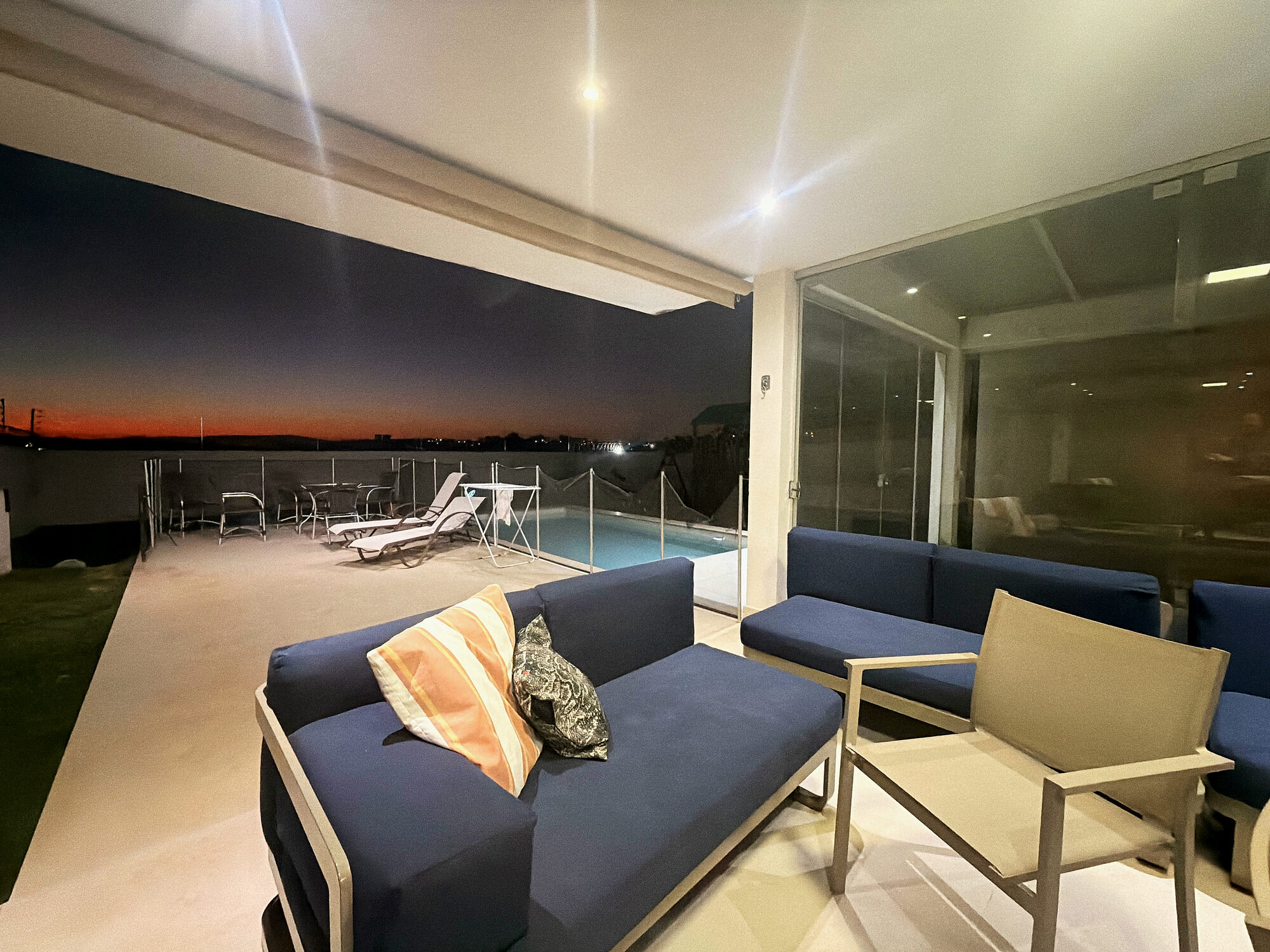 Casa térrea, 480 m², com duas piscinas e spa — Vila Toscana, Sorocaba