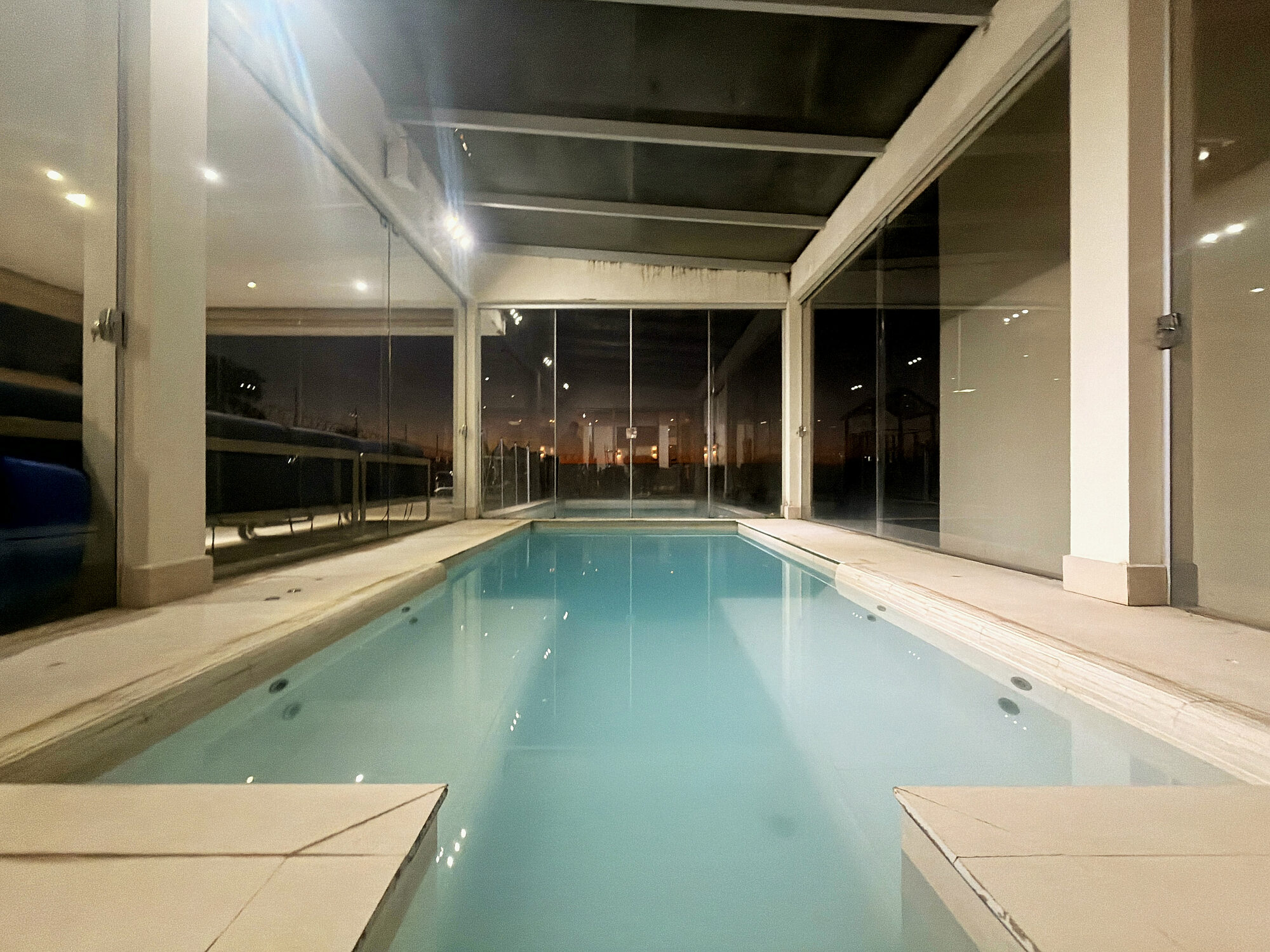 Casa térrea, 480 m², com duas piscinas e spa — Vila Toscana, Sorocaba