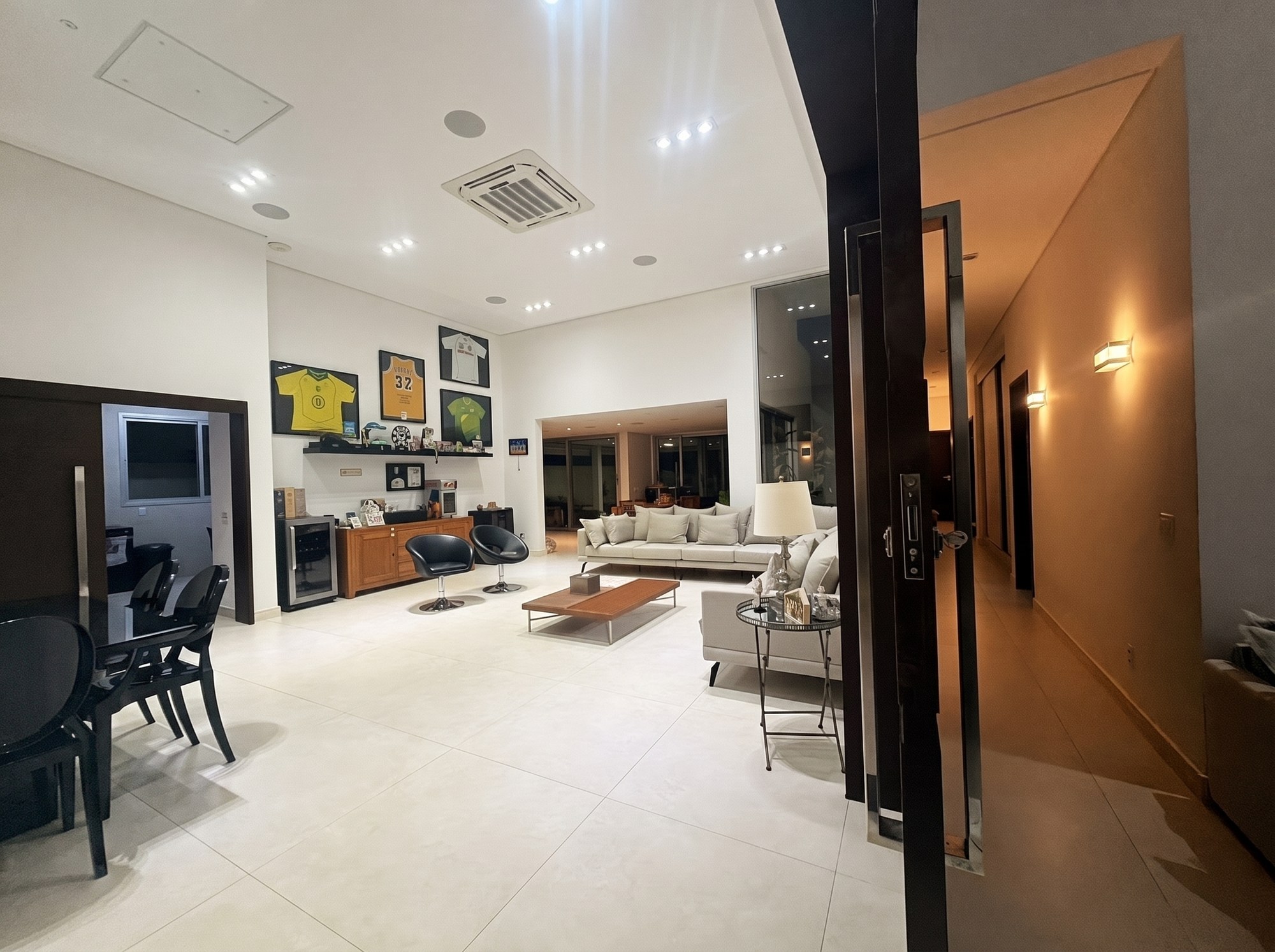 Casa térrea, 480 m², com duas piscinas e spa — Vila Toscana, Sorocaba
