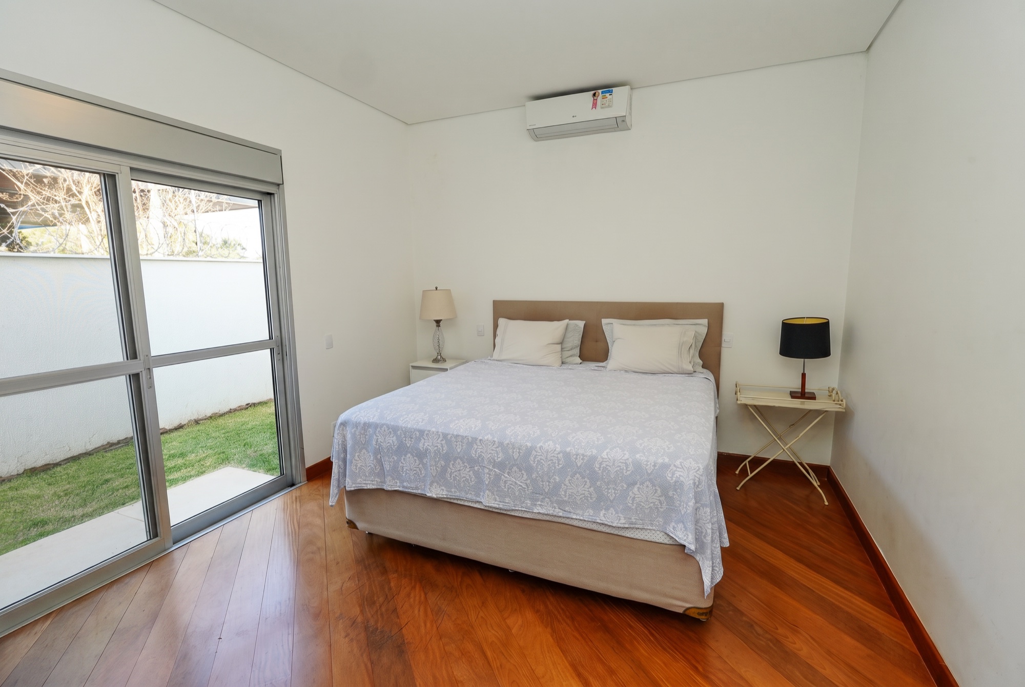 Casa térrea, 480 m², com duas piscinas e spa — Vila Toscana, Sorocaba