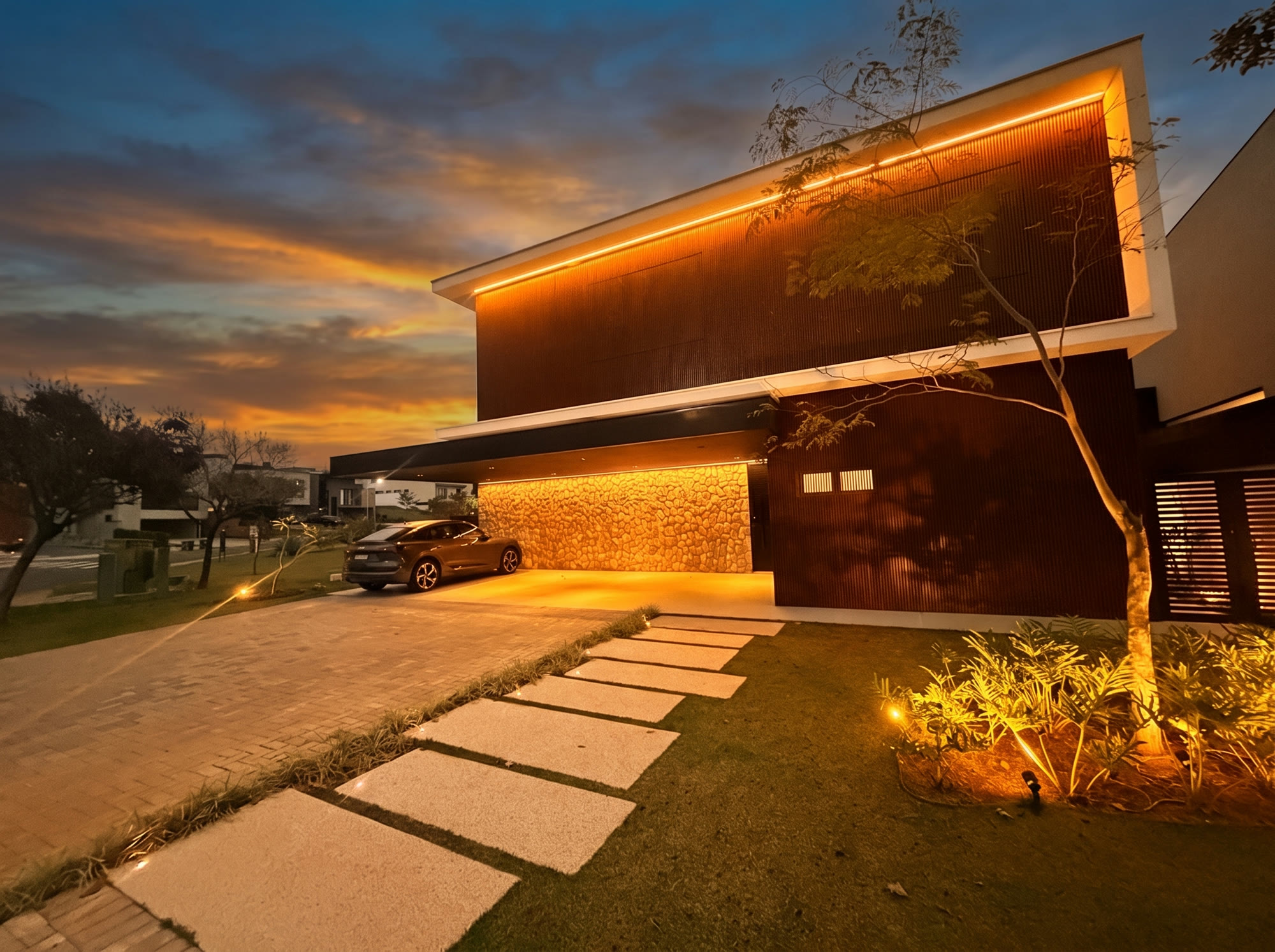 Casa de Alto Padrão — Alphaville Nova Esplanada 4 — 4 Suítes · Piscina de Borda Infinita