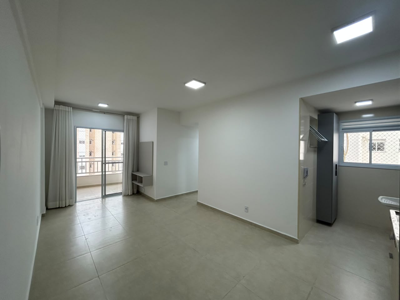 Apartamento 3 Dormitórios - Barão de Iguatemi Residencial Club