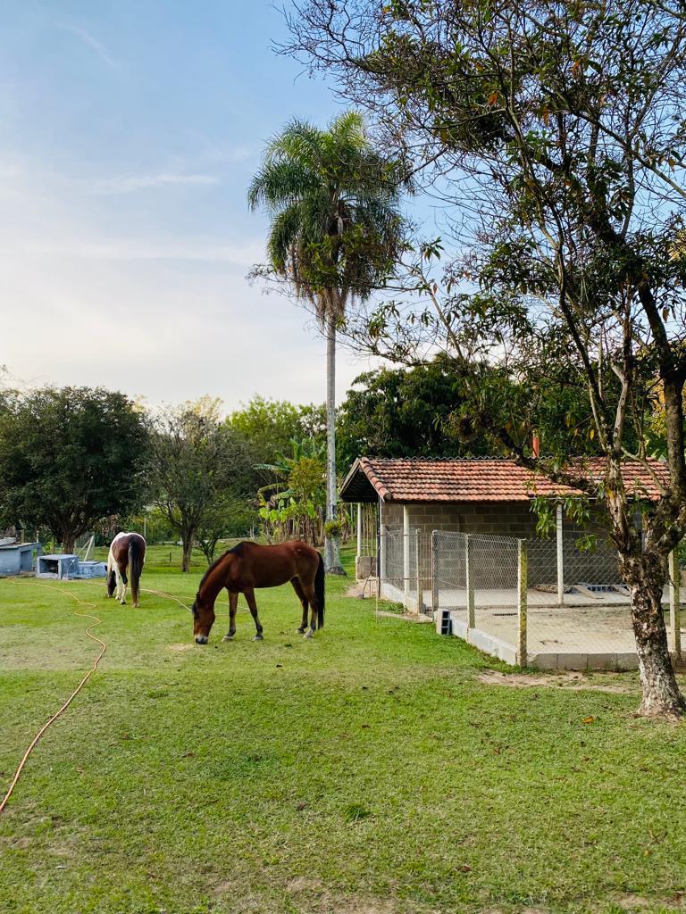 Chácara com Piscina e Lago em Caputera - Sorocaba