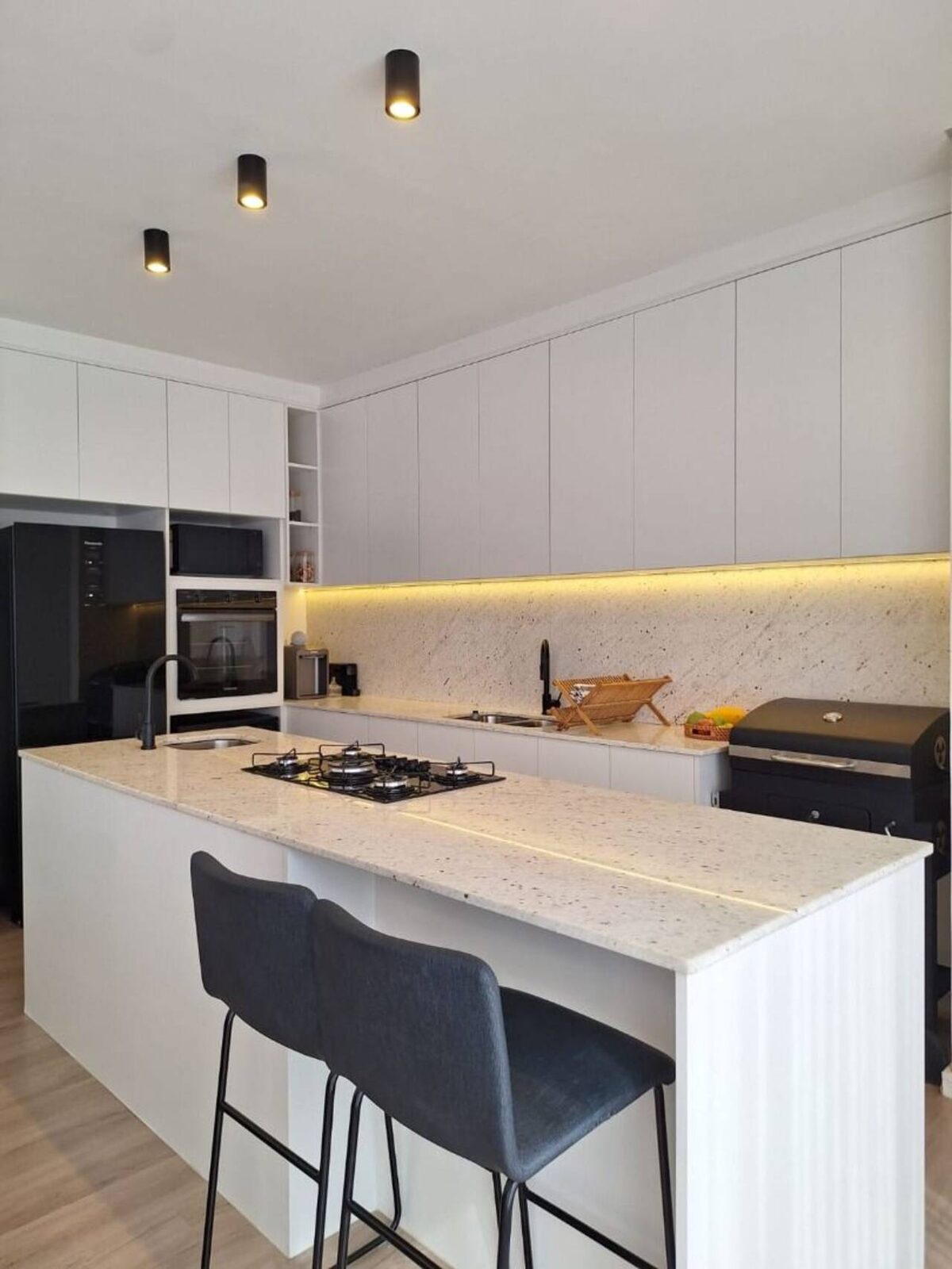 Casa com 3 quartos, 236 m², à venda por R$ 1.700.000 - Parque Três Meninos - Sorocaba/SP