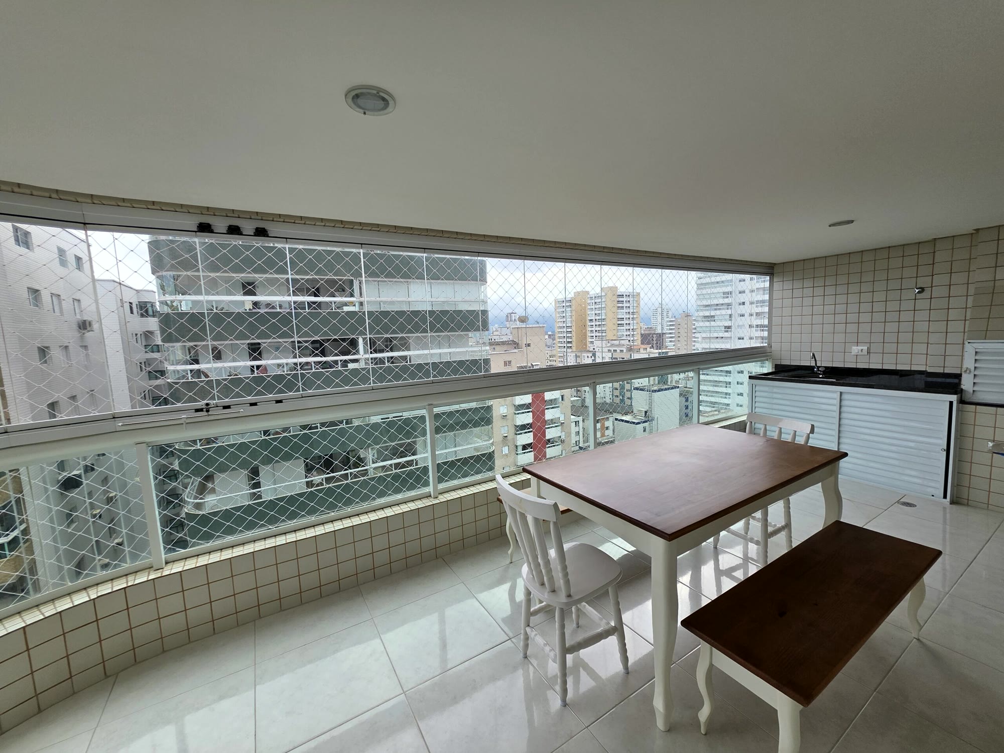 Apartamento Praia Grande — Ed. Eduardo Alciati, Apto 101