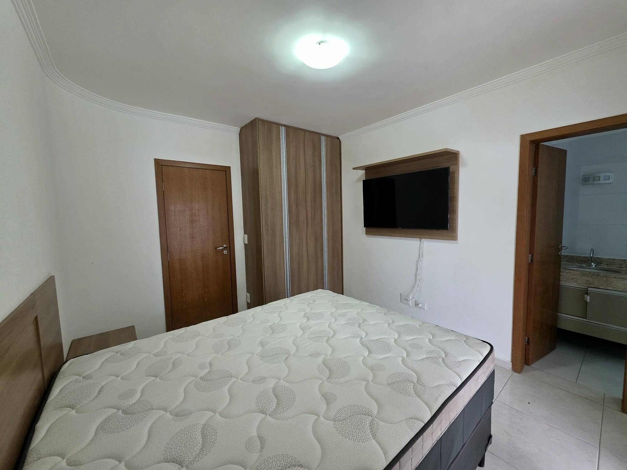 Apartamento Praia Grande — Ed. Eduardo Alciati, Apto 101