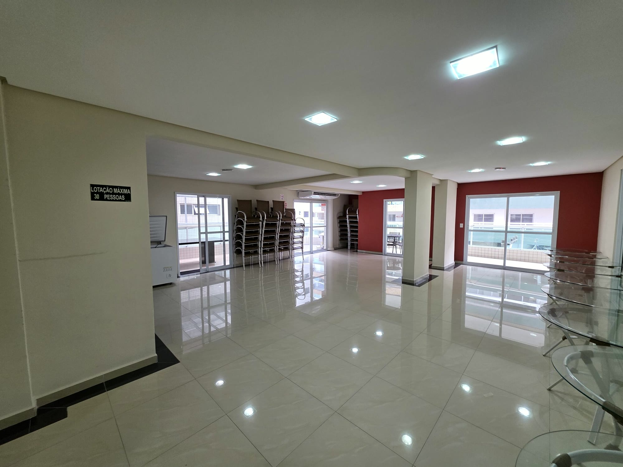 Apartamento Praia Grande — Ed. Eduardo Alciati, Apto 101