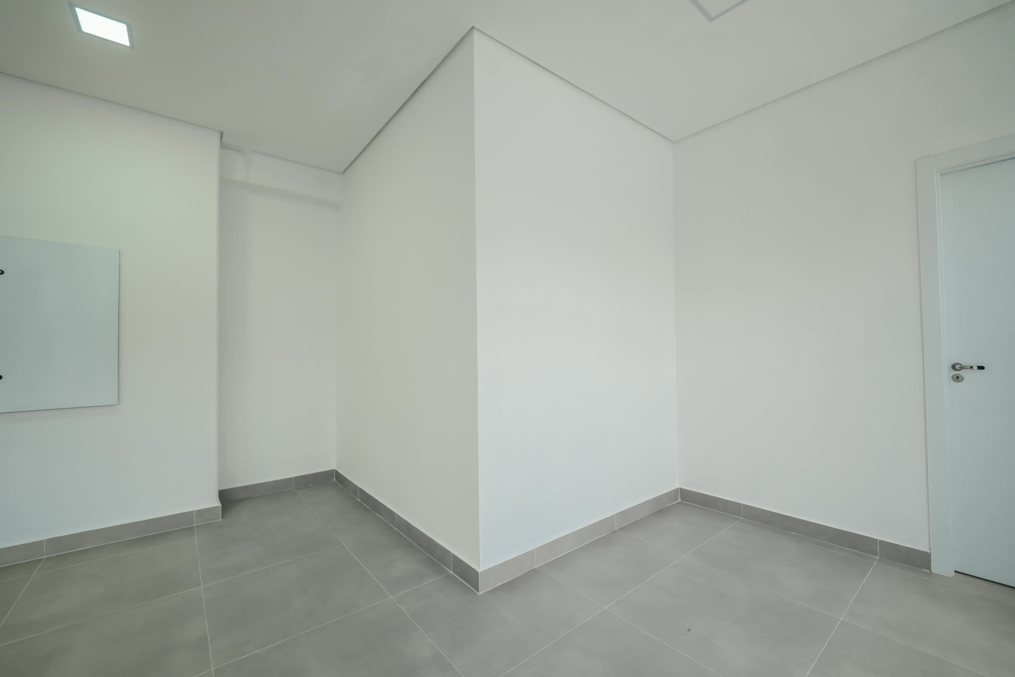 Galpão Empresarial Metropolitano — Quadra K Lote 11/12