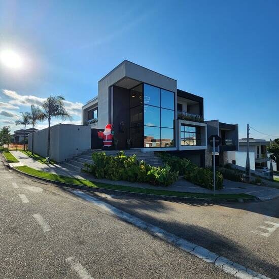 Sobrado com 4 quartos, 359 m², à venda por R$ 2.300.000 - Iporanga - Sorocaba/SP