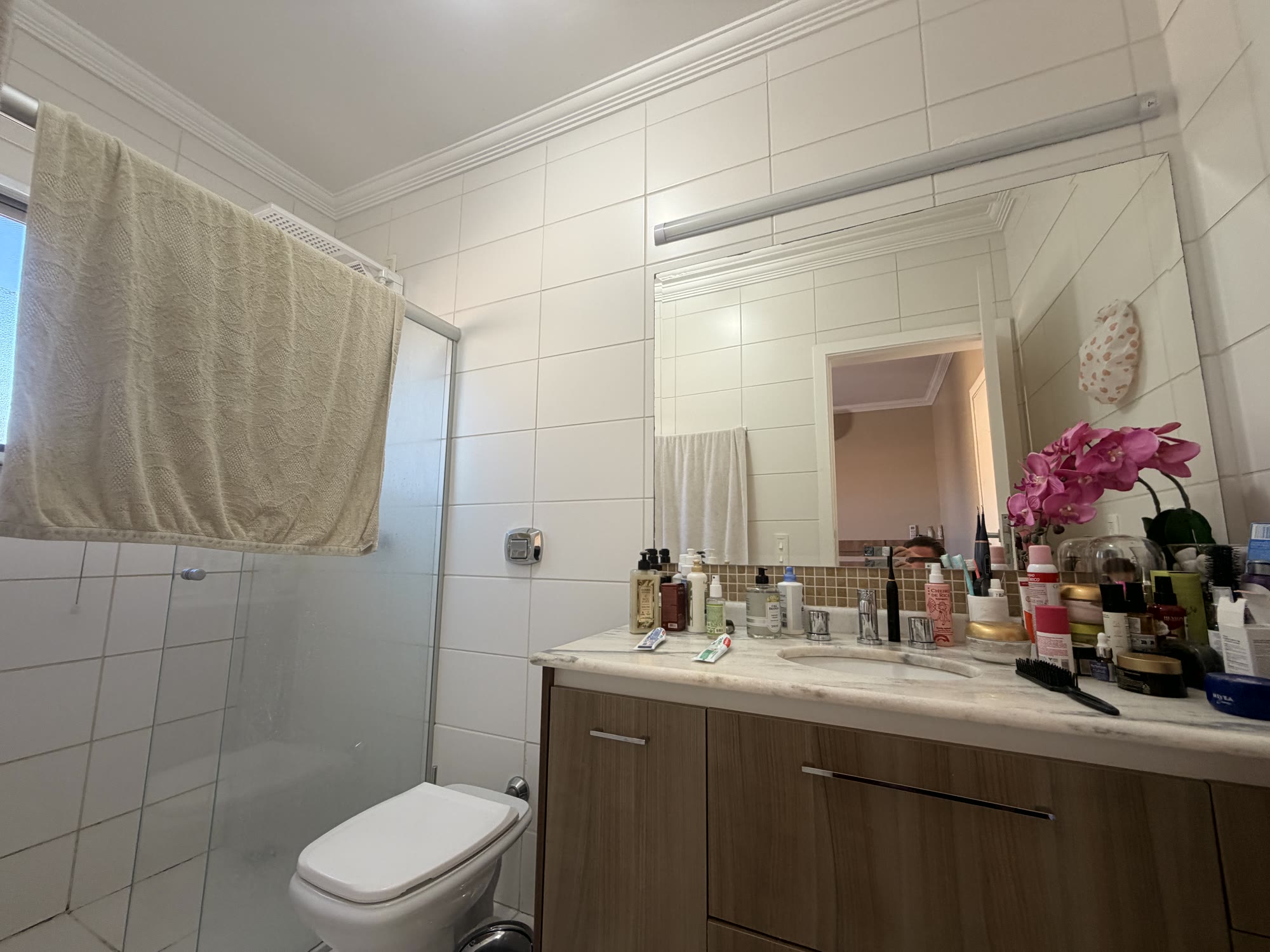 Casa Moderna Ampliada — Condomínio Reserva Olga — 194 m² · 4 Dormitórios (1 Suítes)