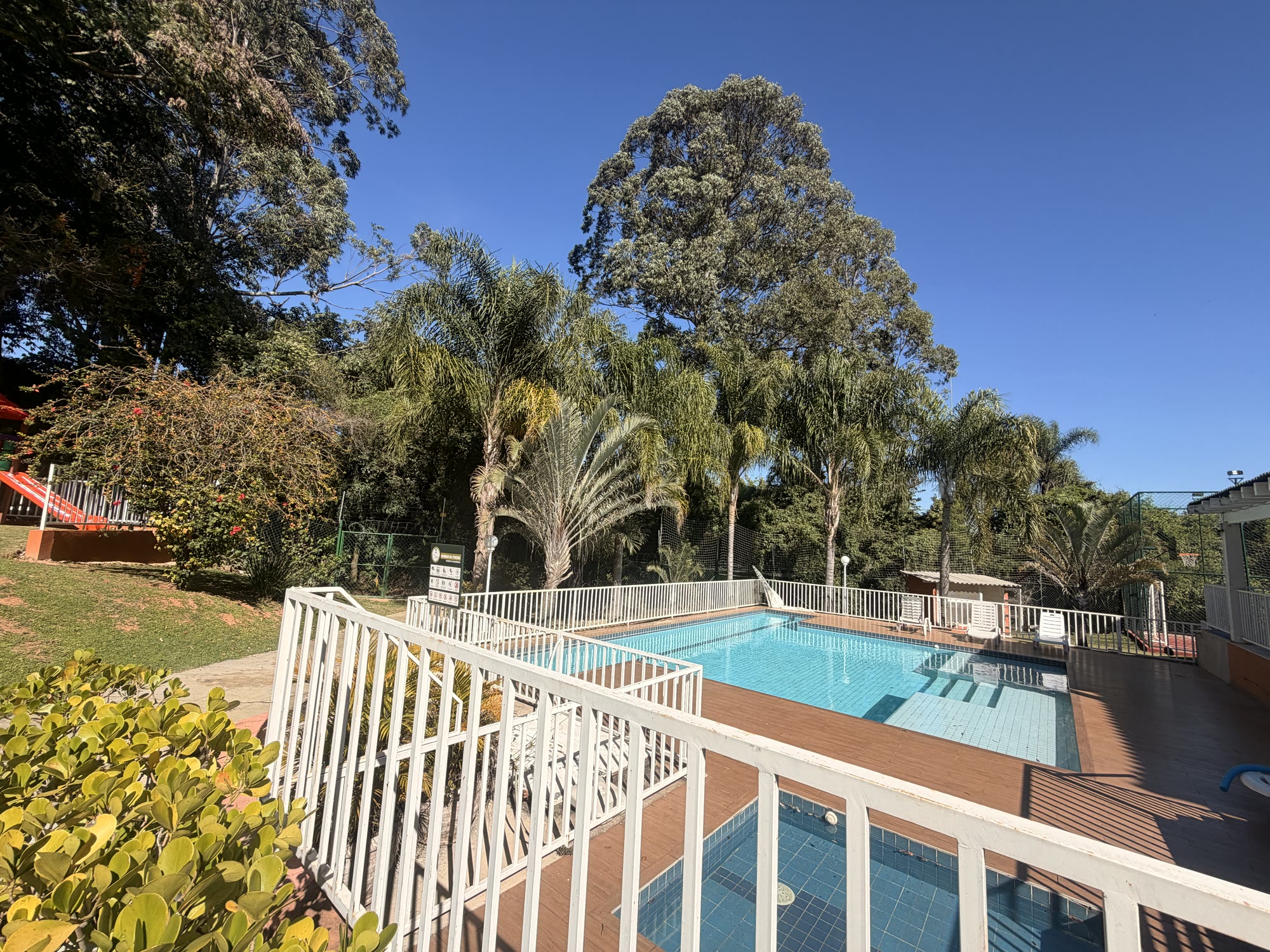 Casa Moderna Ampliada — Condomínio Reserva Olga — 194 m² · 4 Dormitórios (1 Suítes)