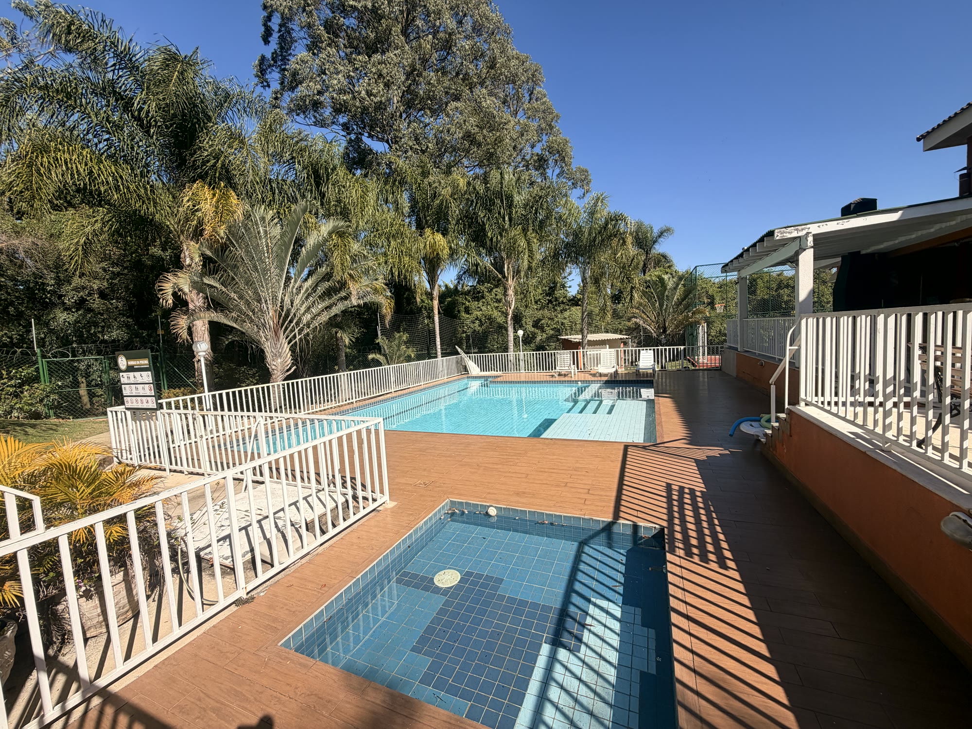 Casa Moderna Ampliada — Condomínio Reserva Olga — 194 m² · 4 Dormitórios (1 Suítes)