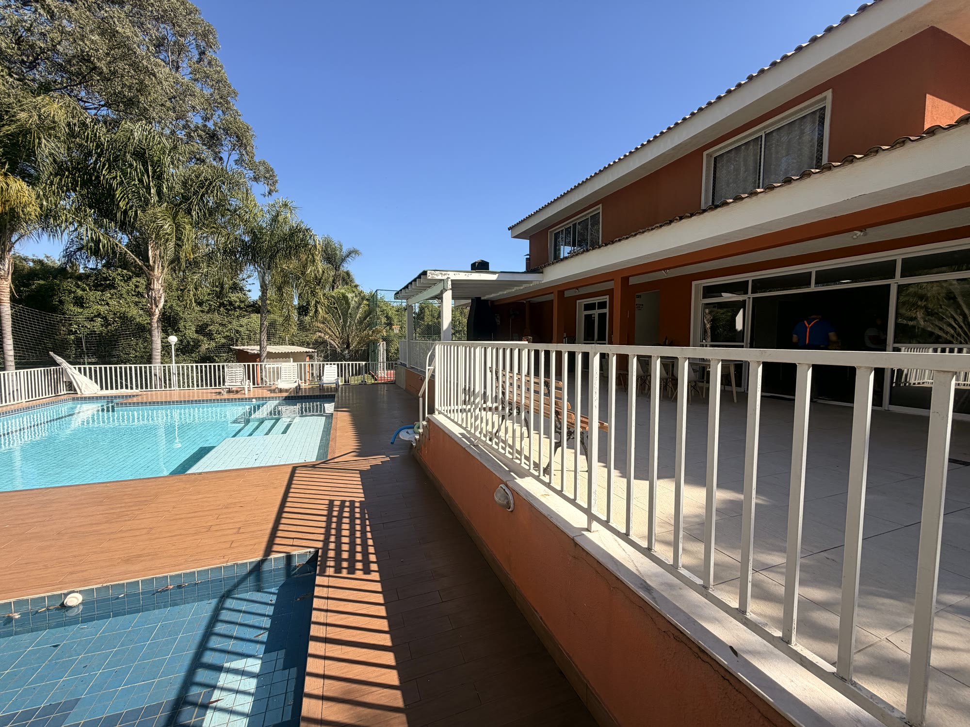 Casa Moderna Ampliada — Condomínio Reserva Olga — 194 m² · 4 Dormitórios (1 Suítes)